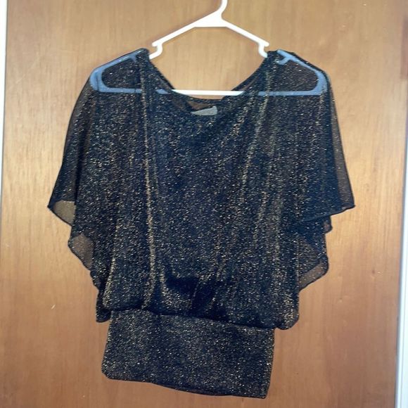 •GOLDEN STATE Los Angeles• NWOT black/gold sheet glittery blouse size small - Picture 2 of 5